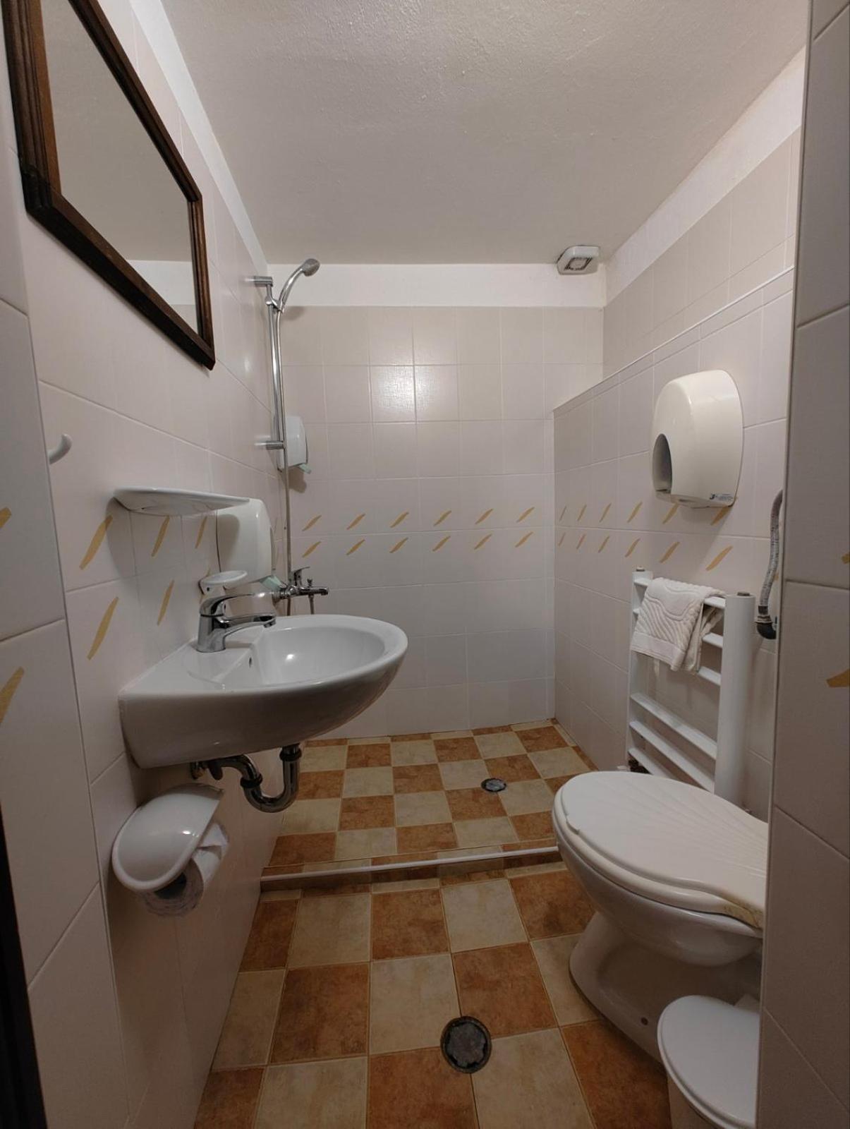 Hotel Хаджидимовата Къща Bożenci Zewnętrze zdjęcie